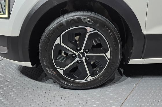 Kia Niro Prestige — пробег 48 810 км — фото 5 из 5