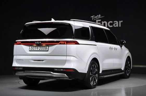Kia Carnival Diesel 7-Seater Signature — пробег 58 660 км — фото 2 из 5
