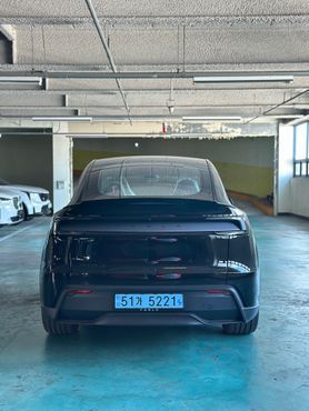 Tesla Model Y L Long Range AWD — пробег 11 км — фото 2 из 5