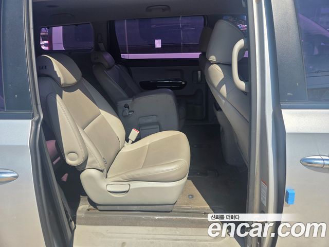Kia Carnival 11-seater Prestige — пробег 280 000 км — фото 5 из 5