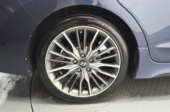 Hyundai AVANTE 1.6 Turbo Sport — пробег 134 950 км — фото 5 из 5