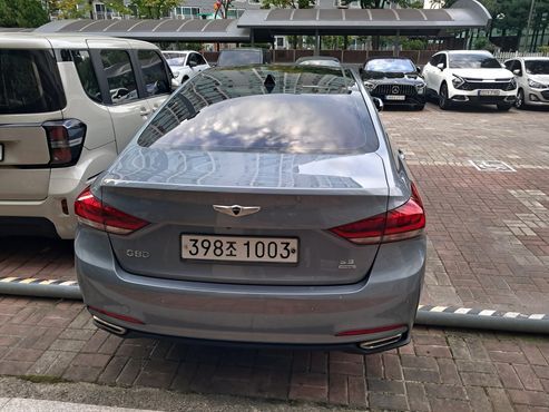 Hyundai Genesis G330 Premium AWD — пробег 133 486 км — фото 3 из 5