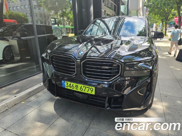 BMW XM 4.4 — пробег 36 900 км — фото 1 из 5