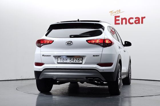 Hyundai Tucson Diesel 2.0 2WD Style Special — пробег 172 754 км — фото 4 из 5