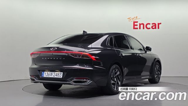 Hyundai Grandeur из Кореи Encar