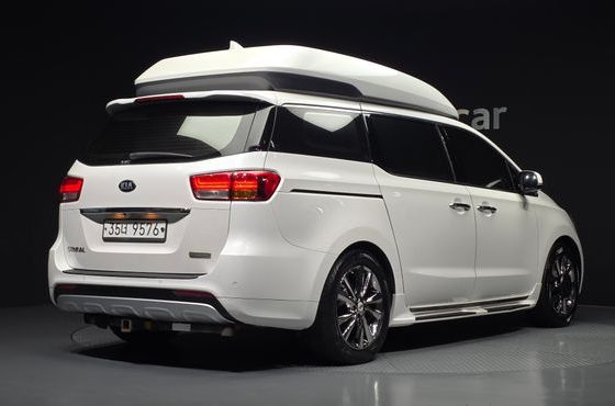 Kia Carnival 9-seater Hi-Limousine Prestige — пробег 202 735 км — фото 2 из 5