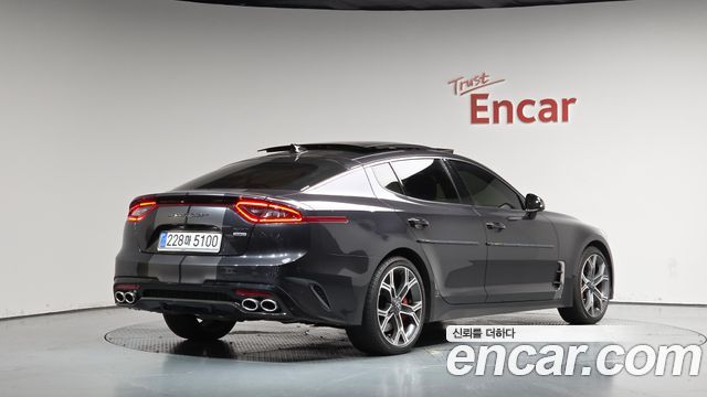 Kia Stinger из Кореи Encar