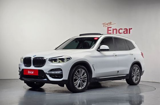 BMW X3 xDrive 20i Luxury — пробег 72 006 км — фото 1 из 5