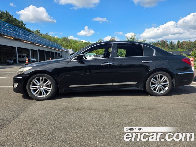 Hyundai Genesis из Кореи Encar