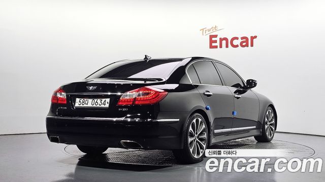 Hyundai Genesis из Кореи Encar