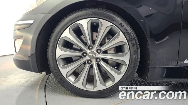 Hyundai Genesis из Кореи Encar