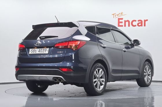 Hyundai Santafe Diesel(e-VGT) 2.0 2WD Premium — пробег 203 885 км — фото 2 из 5