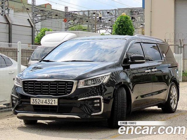 Kia Carnival из Кореи Encar