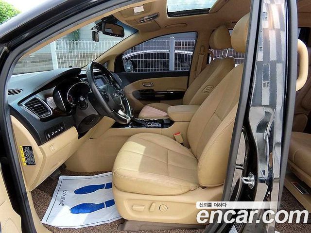 Kia Carnival из Кореи Encar