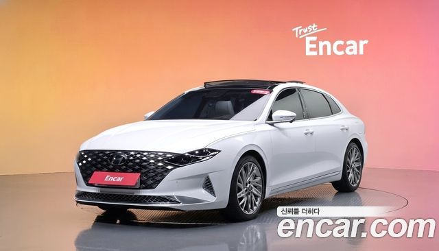 Hyundai Grandeur 2.5 Calligraphy — пробег 46 753 км — фото 1 из 5