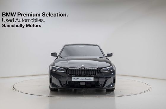 BMW 3-Series 320i M Sport — пробег 9 400 км — фото 3 из 5