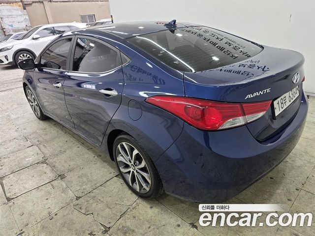 Hyundai AVANTE M16 GDI Premium — пробег 139 635 км — фото 5 из 5