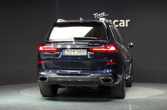 BMW X7 xDrive 40d M Sport 6STR — пробег 114 282 км — фото 4 из 5