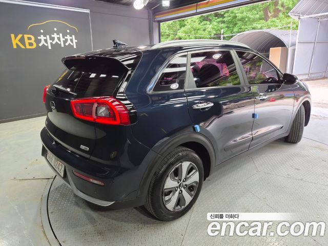Kia Niro из Кореи Encar