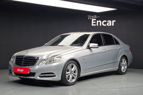 Mercedes-Benz E-Class E220 CDI Avantgarde — пробег 103 250 км — фото 1 из 5