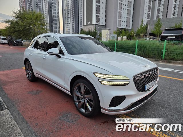 Genesis GV70 2.5T Gasoline 2WD — пробег 11 000 км — фото 4 из 5