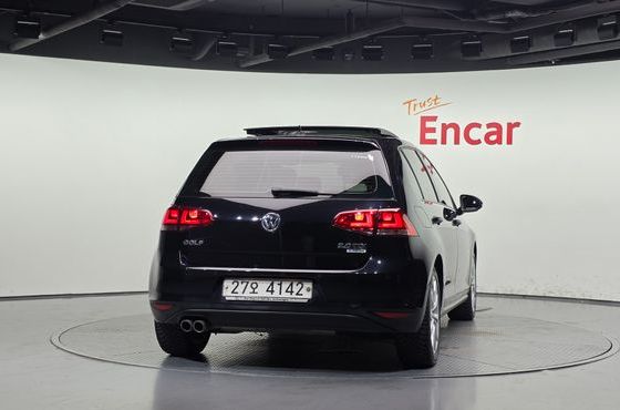 Volkswagen Golf 2.0 TDI Premium — пробег 144 739 км — фото 4 из 5