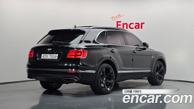 Bentley Bentayga 6.0 W12 — пробег 73 238 км — фото 2 из 5
