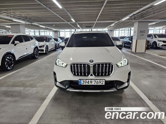 BMW X1 sDrive 20i xLine — пробег 16 887 км — фото 3 из 5
