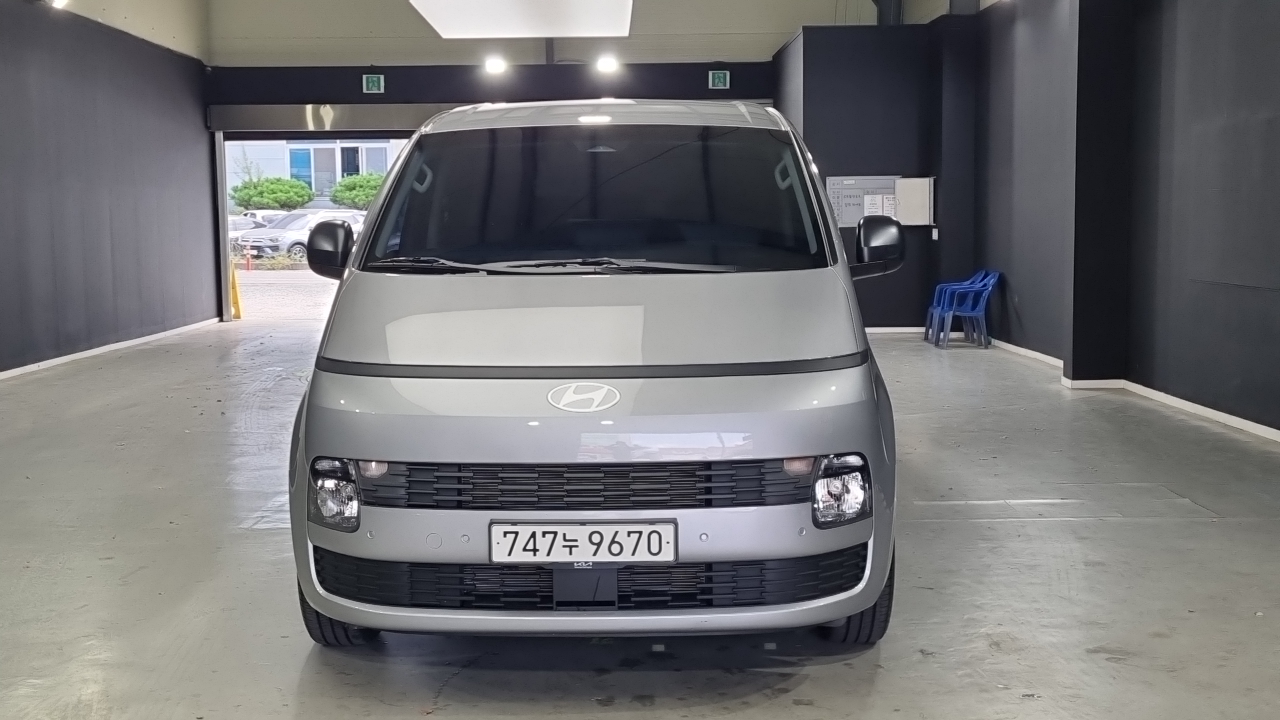Hyundai Staria из Кореи Encar