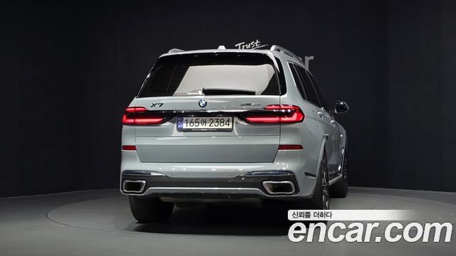 BMW X7 xDrive 40i M Sport 7STR — пробег 38 525 км — фото 4 из 5