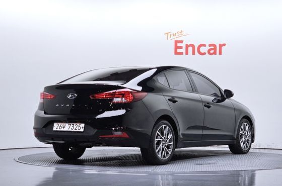 Hyundai AVANTE 1.6 Smart Choice — пробег 69 713 км — фото 2 из 5