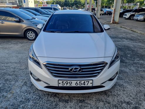 Hyundai Sonata 2.0 Smart — пробег 132 902 км — фото 3 из 5