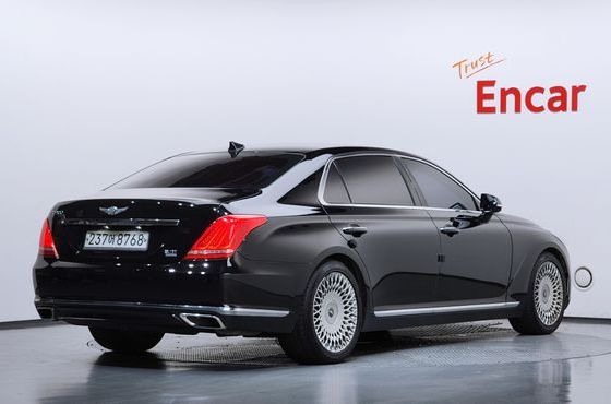 Genesis EQ900 3.3 T-GDI AWD Premiun Luxury — пробег 174 350 км — фото 2 из 5