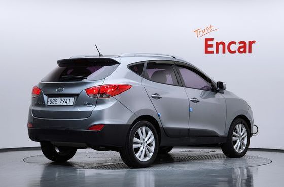 Hyundai Tucson Diesel 2WD LX20 Premier — пробег 125 989 км — фото 2 из 5