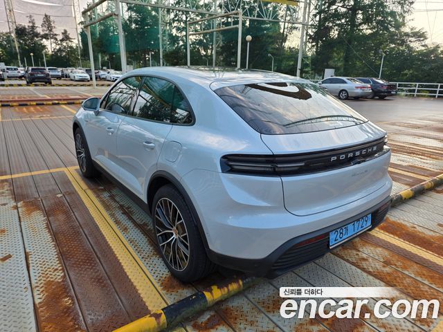 Porsche Macan Base 4 — пробег 7 000 км — фото 2 из 5