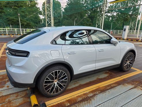 Porsche Macan Base 4 — пробег 7 000 км — фото 4 из 5