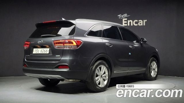 Kia Sorento Diesel 2.0 2WD Prestige — пробег 62 890 км — фото 2 из 5