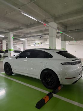 Porsche Cayenne 4.0 GTS — пробег 10 000 км — фото 2 из 5