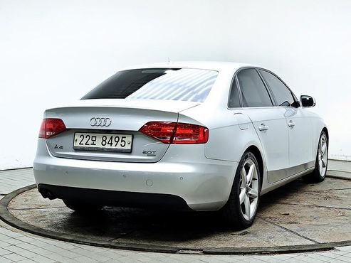Audi A4 2.0 TFSI Quattro Dynamic B8 — пробег 123 246 км — фото 4 из 5