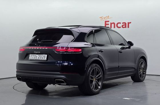 Porsche Cayenne 3.0 — пробег 19 055 км — фото 2 из 5