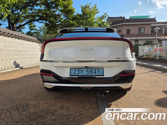 Kia EV6 Long Range 4WD GT Line — пробег 78 400 км — фото 3 из 5
