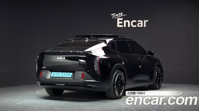 Kia EV4 из Кореи Encar