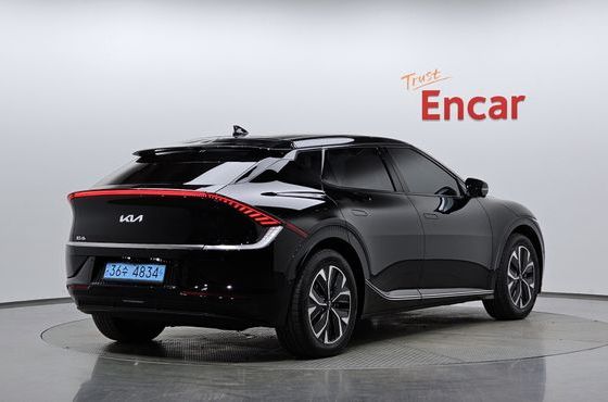 Kia EV6 Long Range Earth — пробег 52 900 км — фото 2 из 5