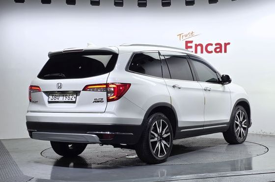Honda Pilot 3.5 Elite — пробег 207 800 км — фото 2 из 5