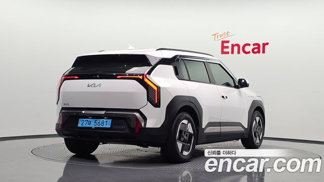 Kia EV3 Long Range 2WD Earth — пробег 52 999 км — фото 2 из 5