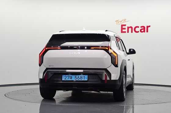Kia EV3 Long Range 2WD Earth — пробег 52 999 км — фото 4 из 5
