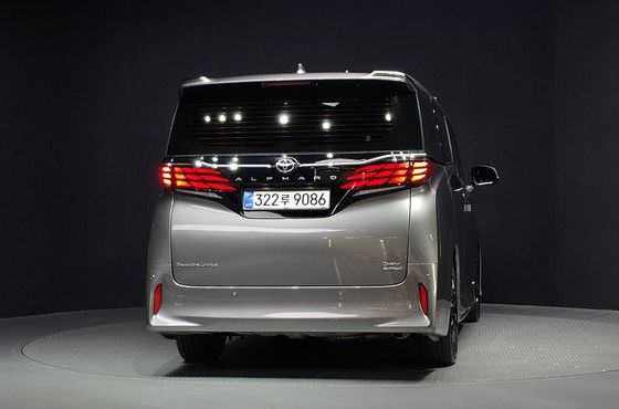 Toyota Alphard 2.5 HEV Executive AWD — пробег 20 078 км — фото 4 из 5