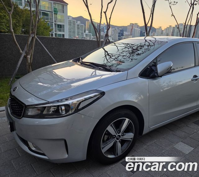 Kia K3 из Кореи Encar