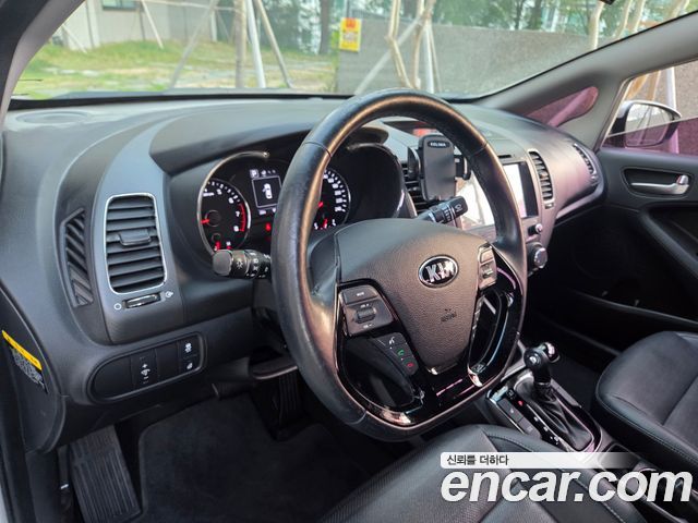 Kia K3 из Кореи Encar