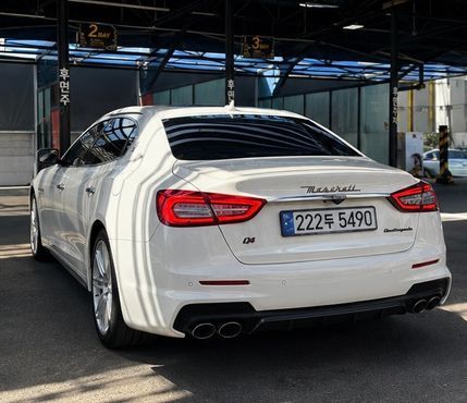 Maserati Quattroporte S Q4 3.0 V6 — пробег 93 800 км — фото 4 из 5